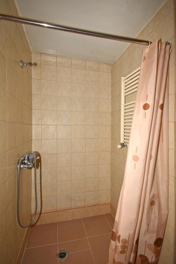 Abovyan Street 16, Apartment No 24 Yerevan Bagian luar foto